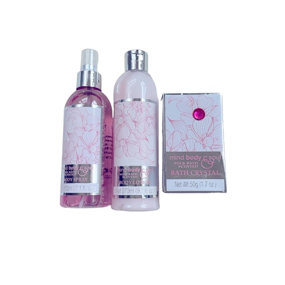 Mind Body & Soul Set Body Lotion 9.1 oz Body Spray 7.1 oz& Bath Crystal New - Picture 1 of 5